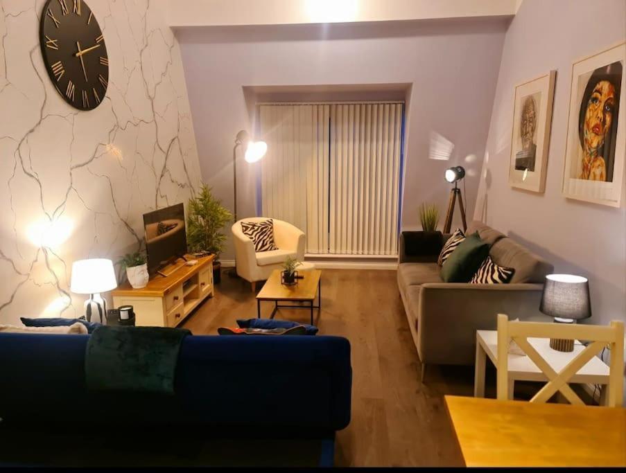 City Centre Top Floor Apartment In Belfast City Centre Kültér fotó