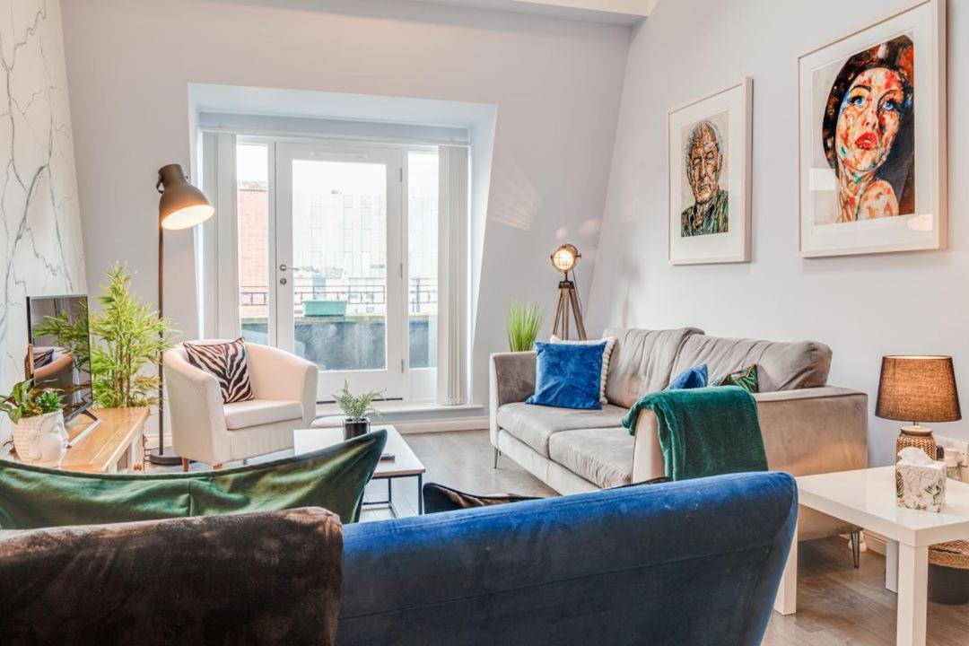 City Centre Top Floor Apartment In Belfast City Centre Kültér fotó