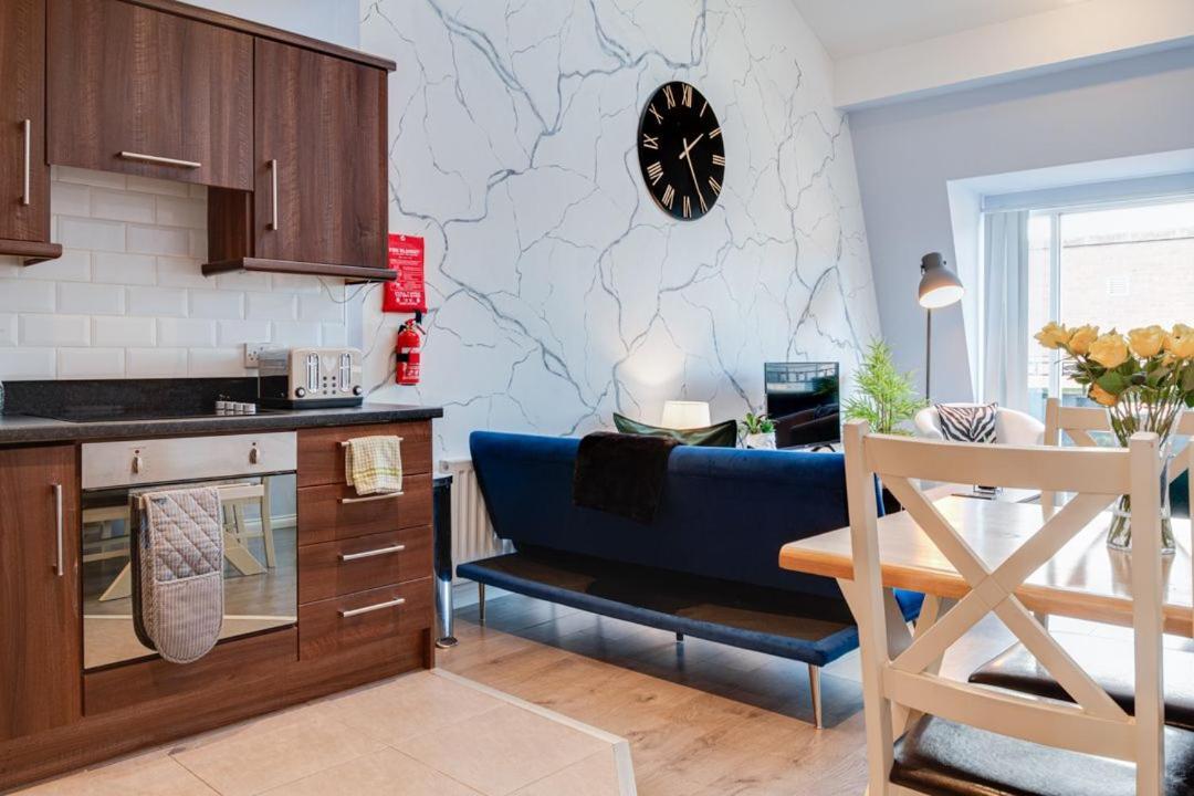 City Centre Top Floor Apartment In Belfast City Centre Kültér fotó