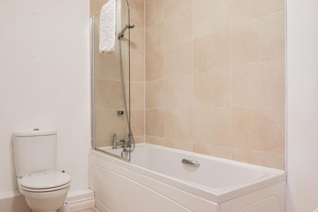 City Centre Top Floor Apartment In Belfast City Centre Kültér fotó